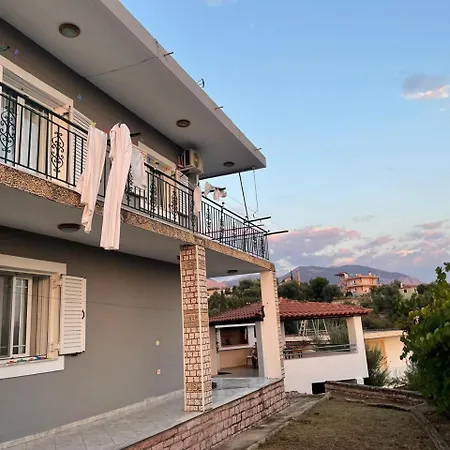 Vila Anagnosti *